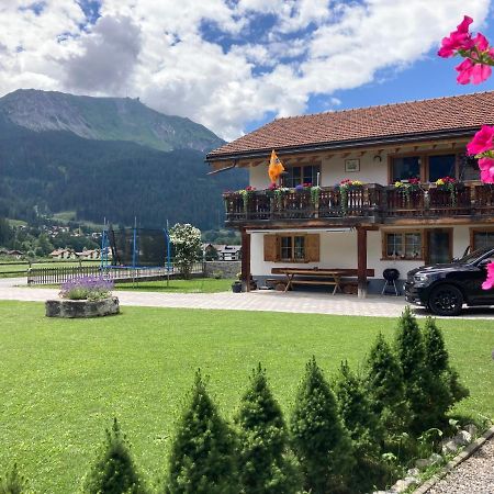 Ferienwohnung Uf Z'Enisch Klosters Buitenkant foto