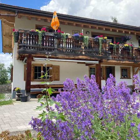 Ferienwohnung Uf Z'Enisch Klosters Buitenkant foto