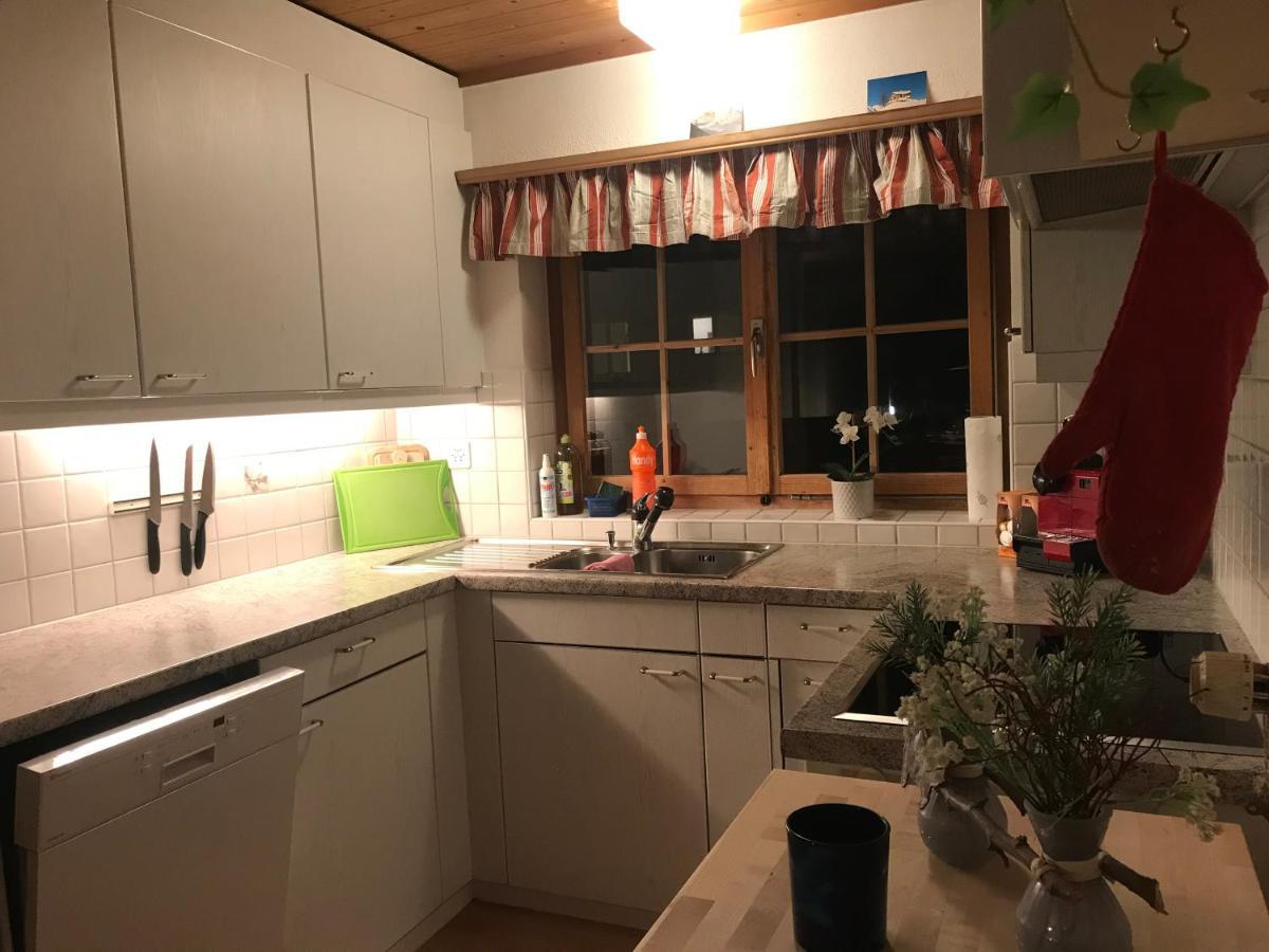 Ferienwohnung Uf Z'Enisch Klosters Buitenkant foto