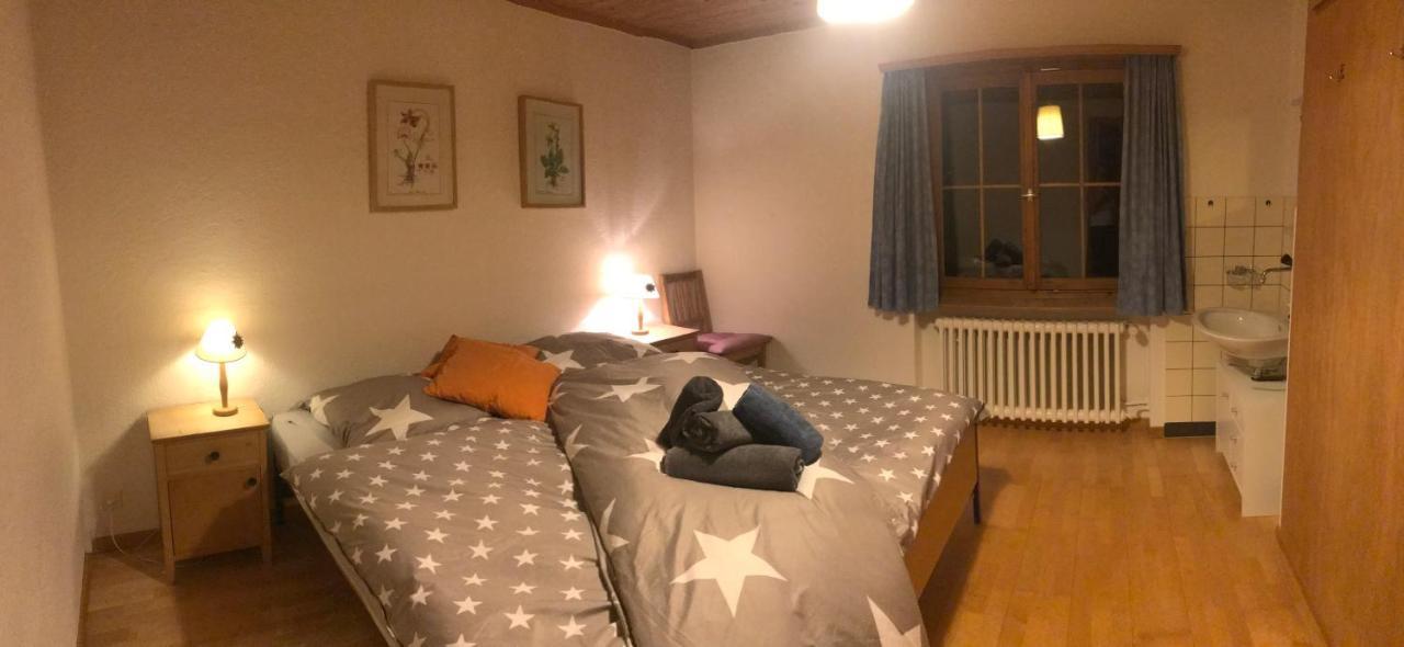 Ferienwohnung Uf Z'Enisch Klosters Buitenkant foto