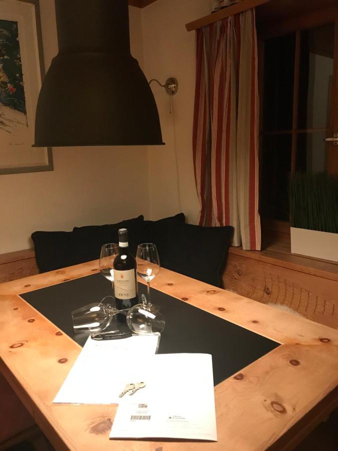 Ferienwohnung Uf Z'Enisch Klosters Buitenkant foto