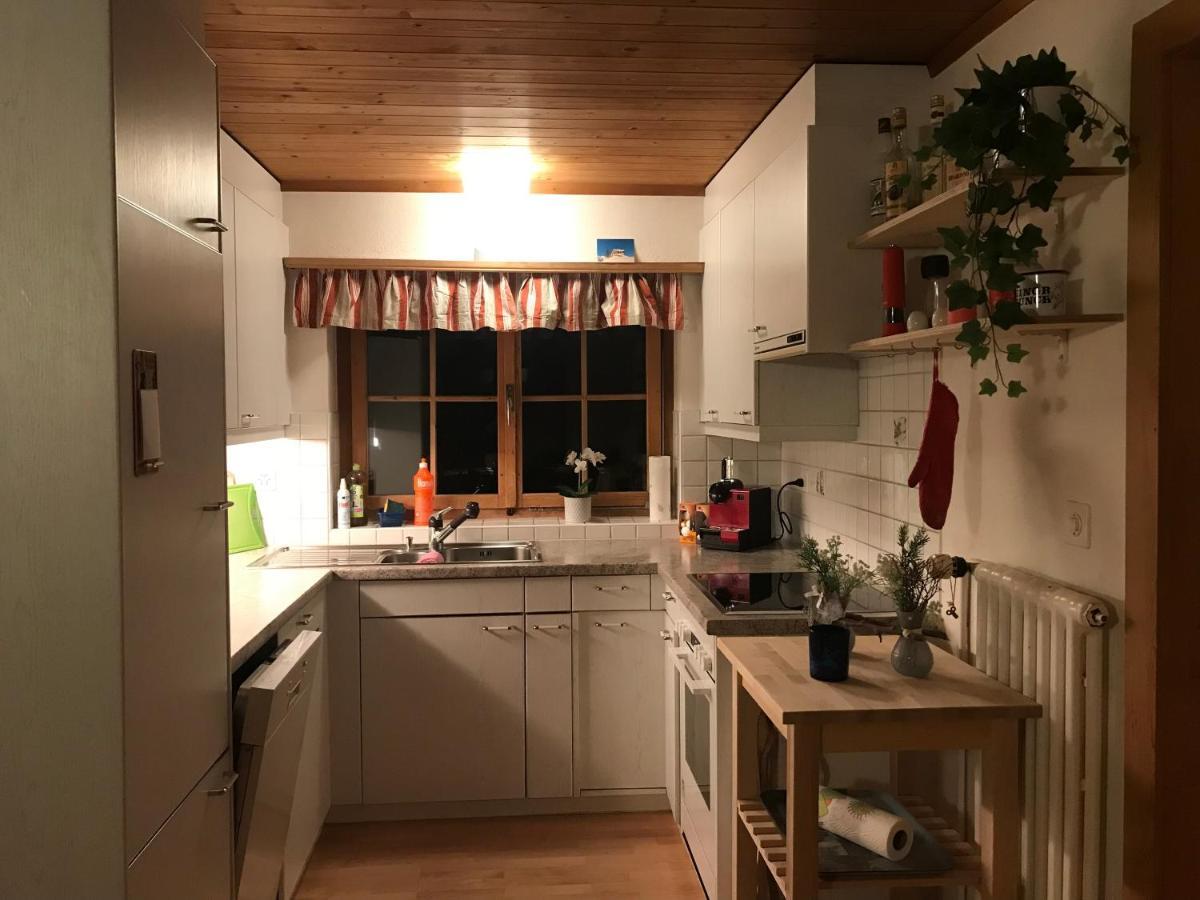 Ferienwohnung Uf Z'Enisch Klosters Buitenkant foto