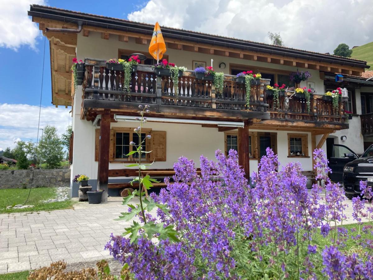 Ferienwohnung Uf Z'Enisch Klosters Buitenkant foto